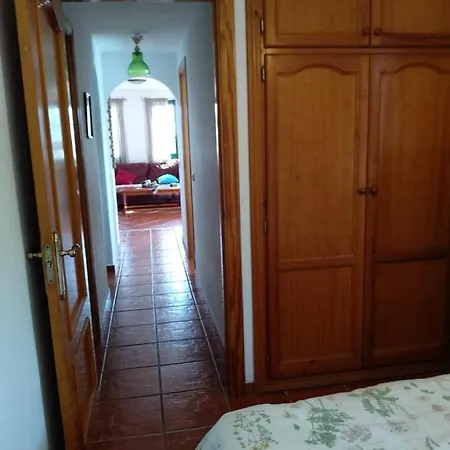El Palacete 2 *